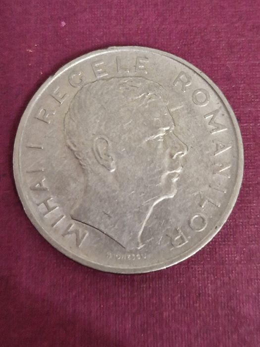 Moneda 100 de lei an 1944 cu Regele Mihai
