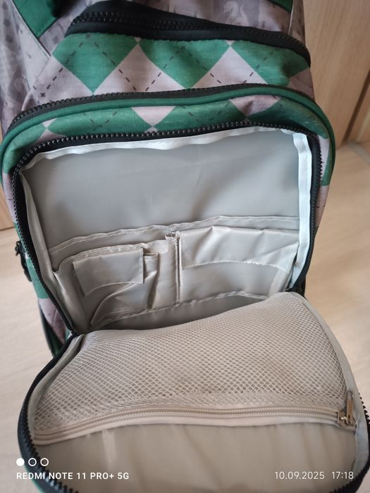 Официална раница с количка Хари Потър Слидерин | отлично състояние