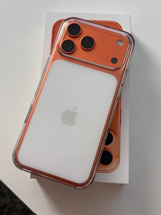 iPhone 17 Pro Max 256 GB Cosmic Orange