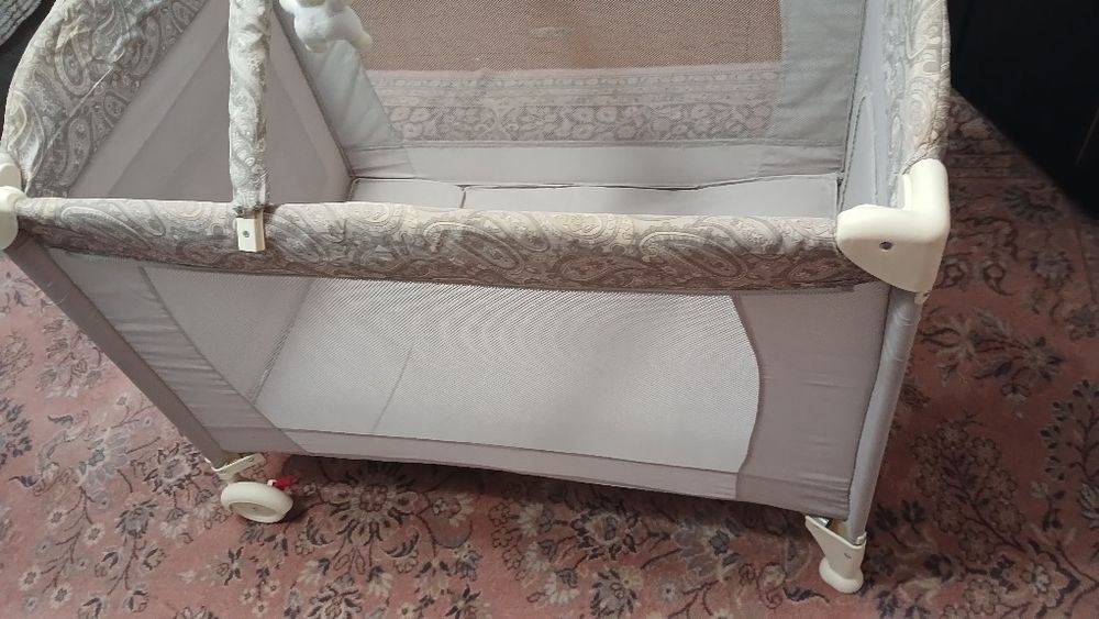 Манеж с люлькой детский