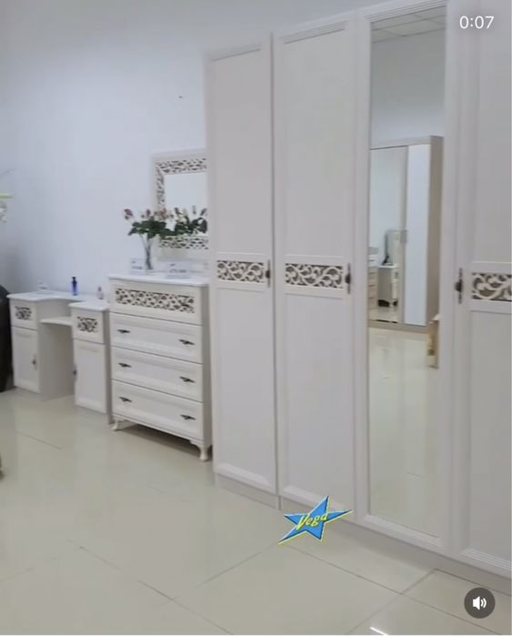 Срочно Продам спальный гарнитур