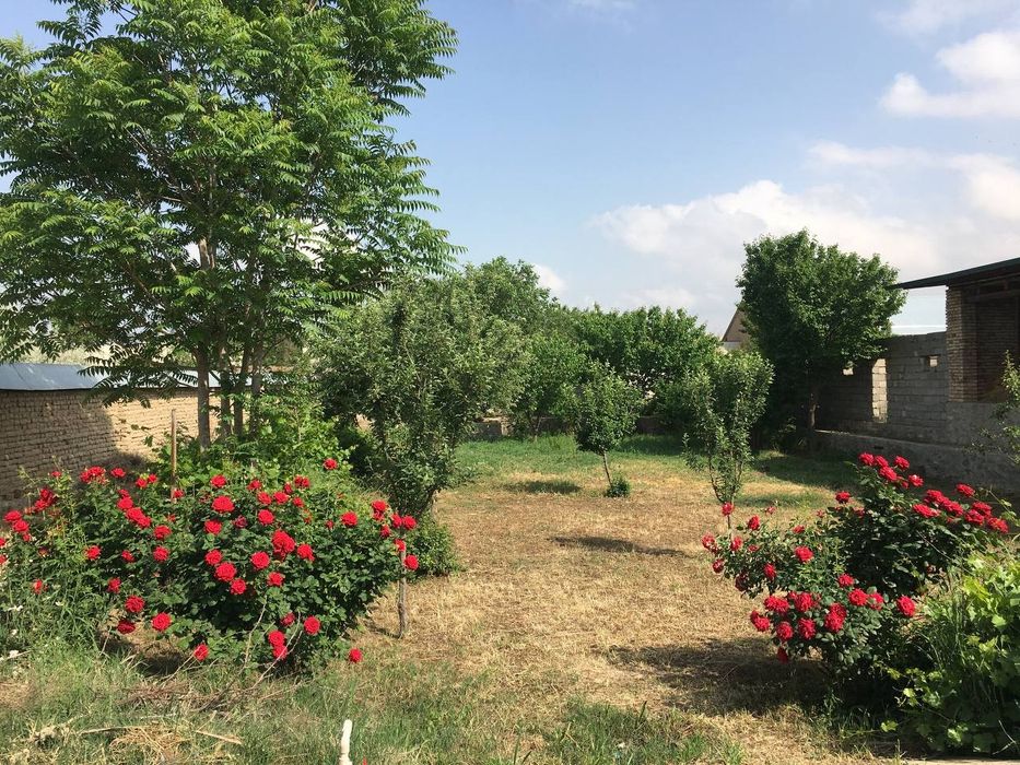 Участка сотилади