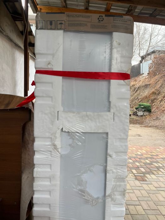 Холодильник Indezit продается