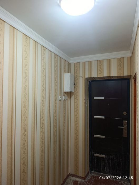 2 xona 2 etajda kvartira sotiladi.