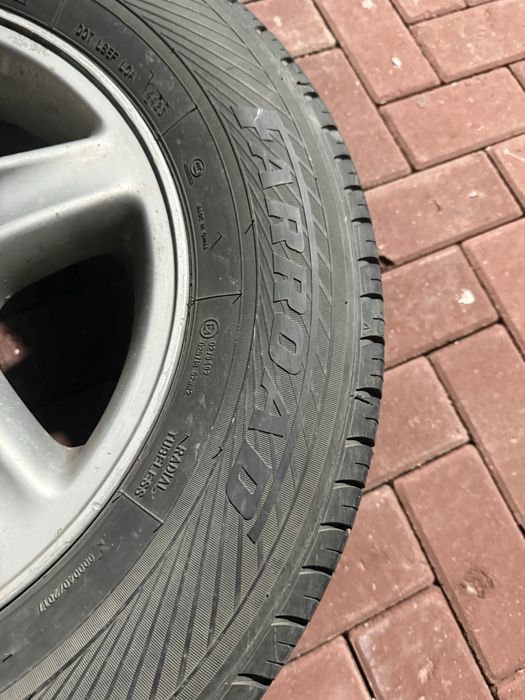 Продам комплект колес 4 шт.