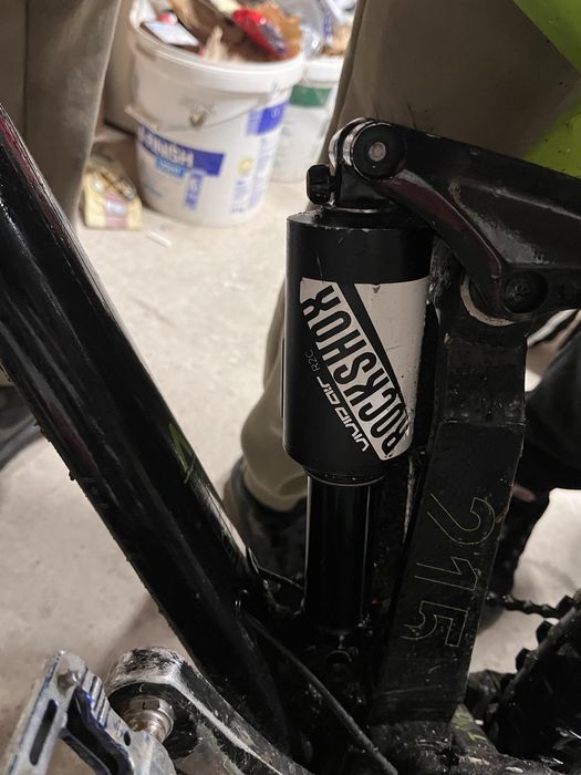 Mavic Deemax Ultimate 27.5 rockshox vivid r2c