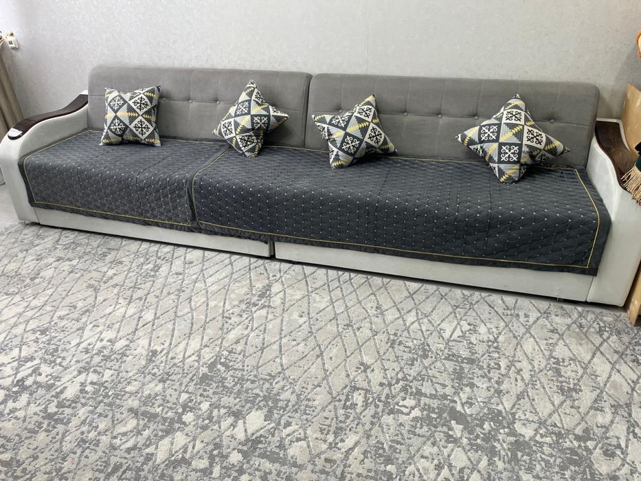 Продам Диван в хорошем состоянии