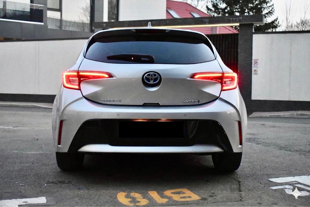 Toyota corolla hybrid