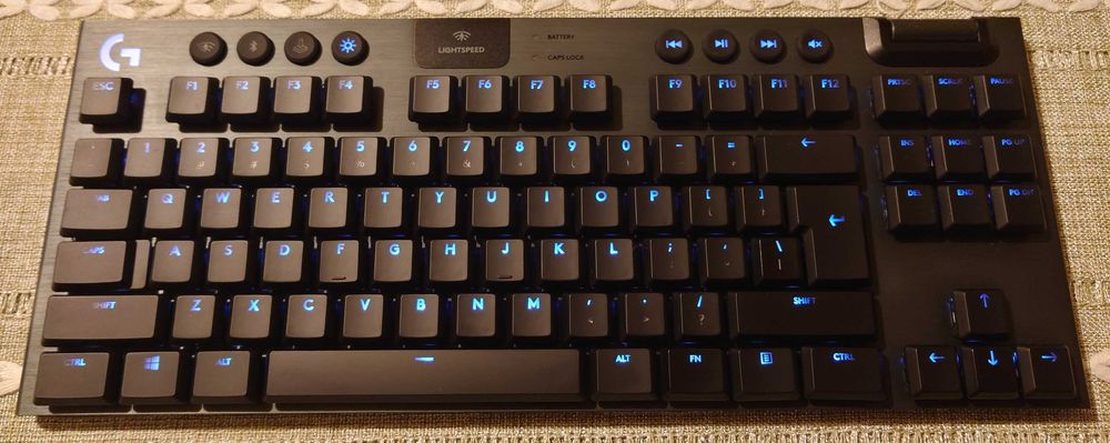 Tastatura Gaming Logitech G915 TKL Linear Cu Modificari FULL SILENT