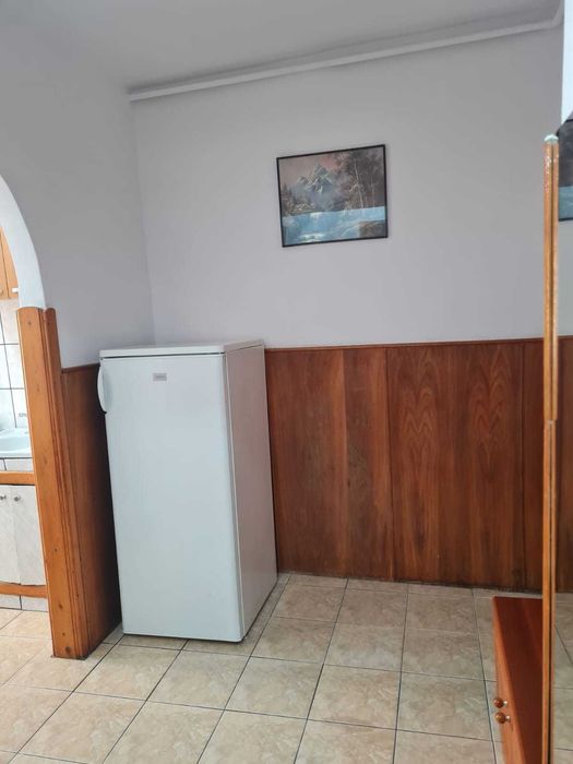 Garsonieră de închiriat (zona FLIPS)