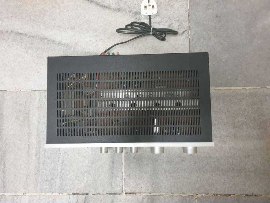 Качествен усилвател Pioneer SA-410 Made in Japan В много добро състоя