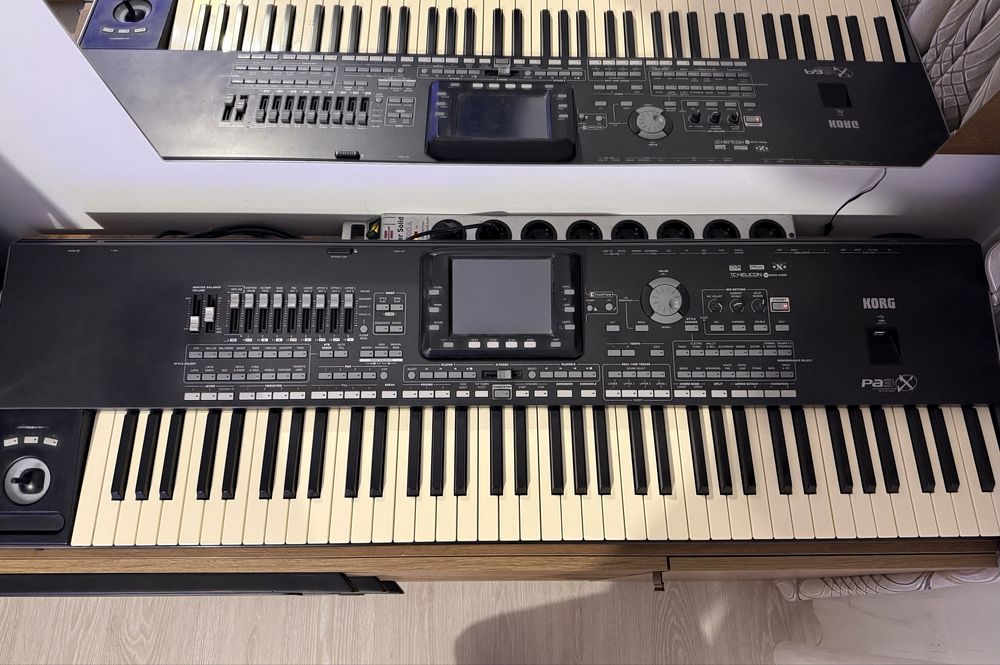 orga korg pa3 .