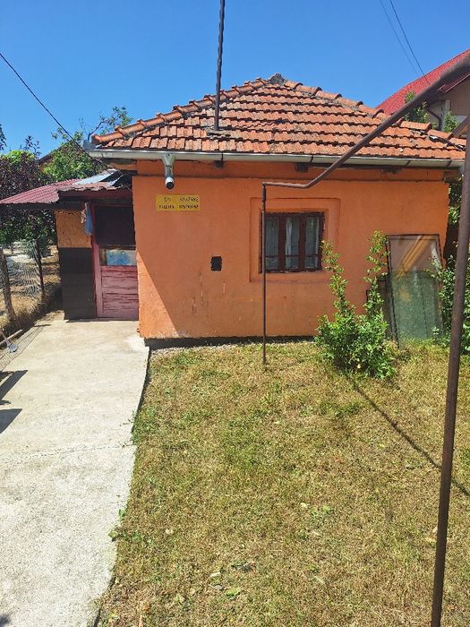 Teren si casa Curtea de Arges
