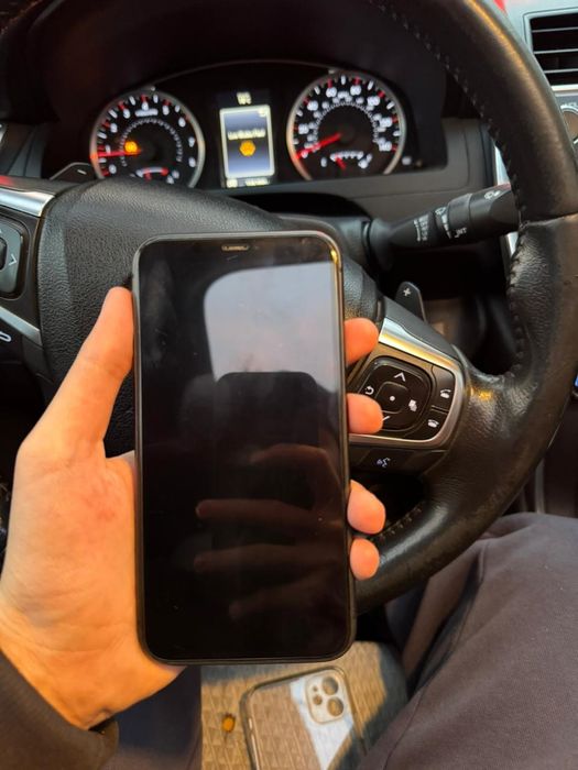 Iphone 11 128 торг есть