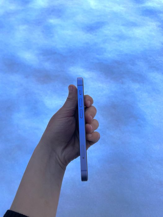 Iphone 12 mini.