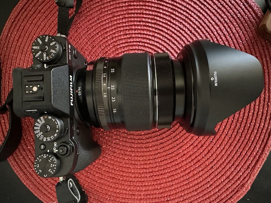 Fujifilm X-T2 + XF16-55mmF2.8 R LM WR Mirrorless 24MP APSC 4k Negru, 2 acc