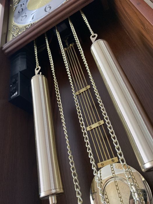 продам настенные часы корейский