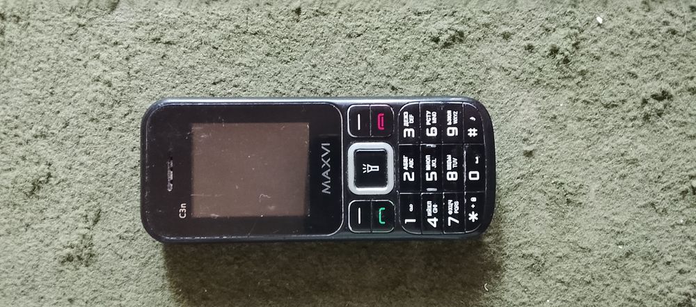 Odiy telefonlar sotiladi                              ʼ