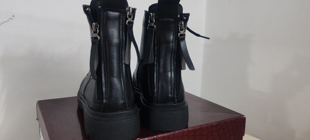 Сапоги и ботинки