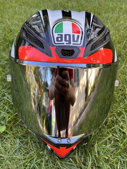 Два шлема agv corsa)