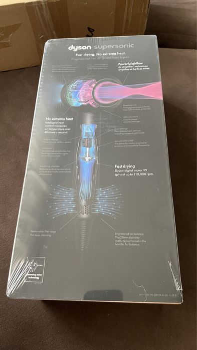 Продам Dyson Фен