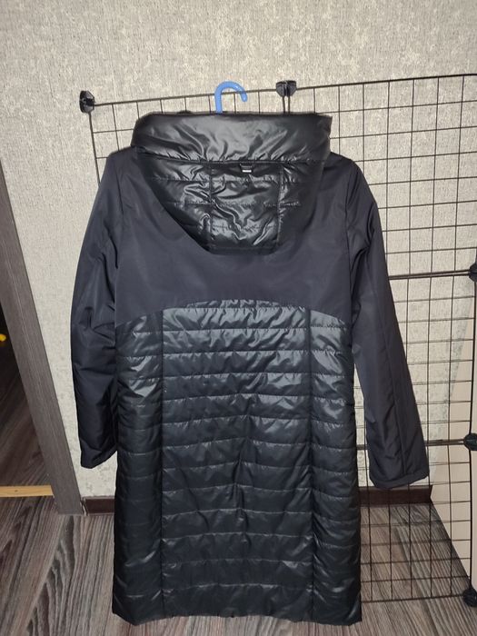 Продаю плащ женский