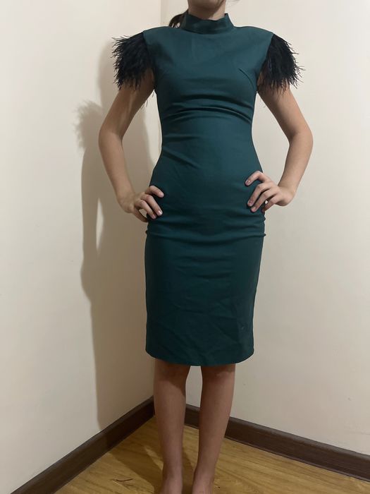 платье 3000 тг бу