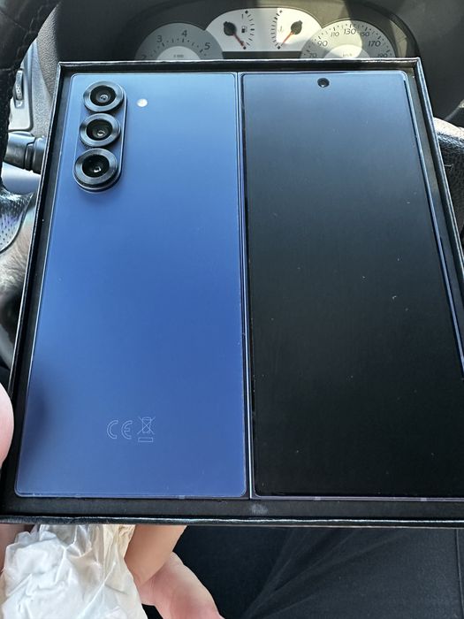Samsung z fold 6