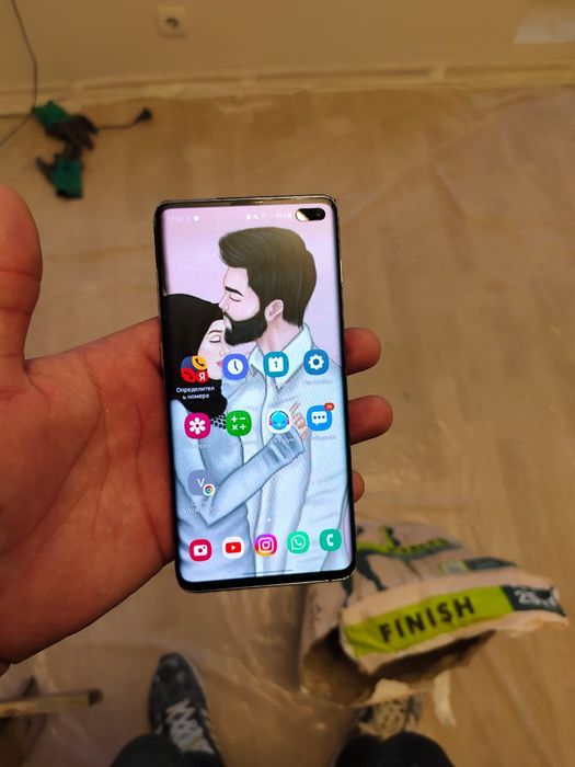 Samsung galaxi s10+