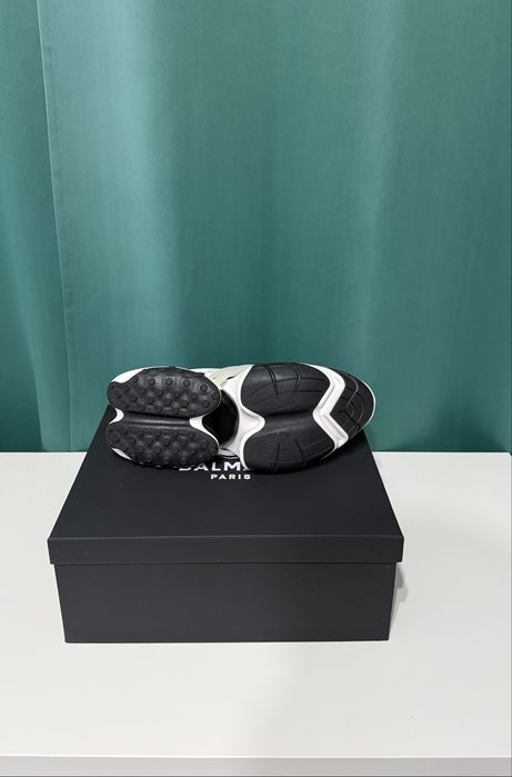 Balmain Unicorn White and Black