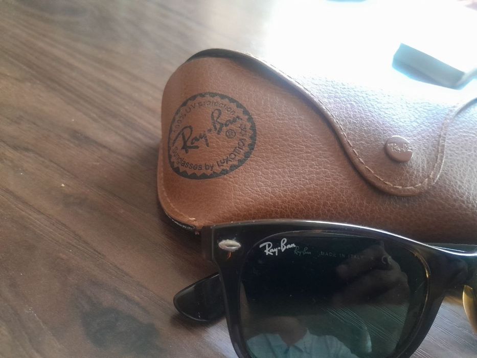 Original Ray ban achki holati yangi.