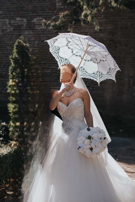 Rochie de mireasa MAGGIE SOTTERO pentru mirese minione
