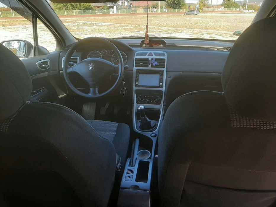 Peugeot 307 din an 2005 1.6 hdi