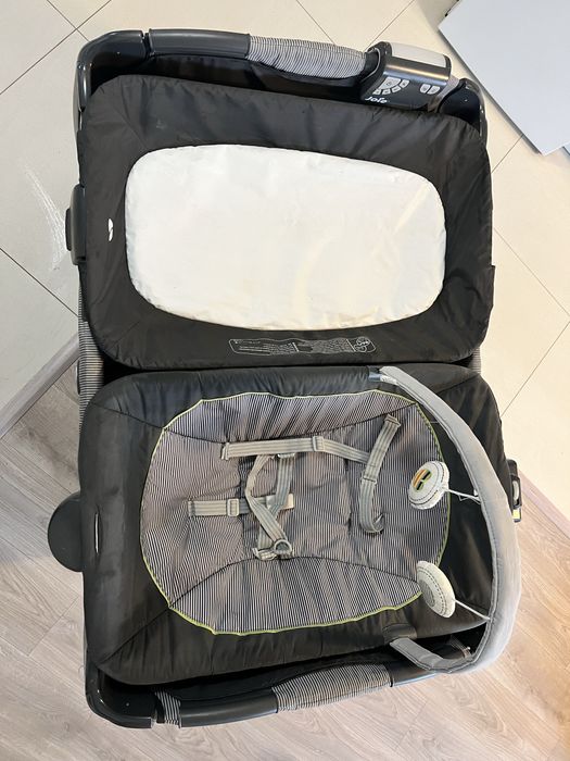Pătuț bebeluși  Joie+masa infasat+bouncer cu vibratii sunete