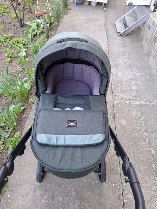 Vând cărucior Adamex  Dark Green 98 3 in 1 perfect functional( scoica landou si parte sport)