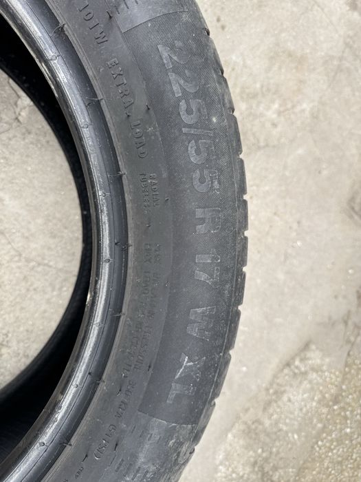 Vand 2 cauciucuri
