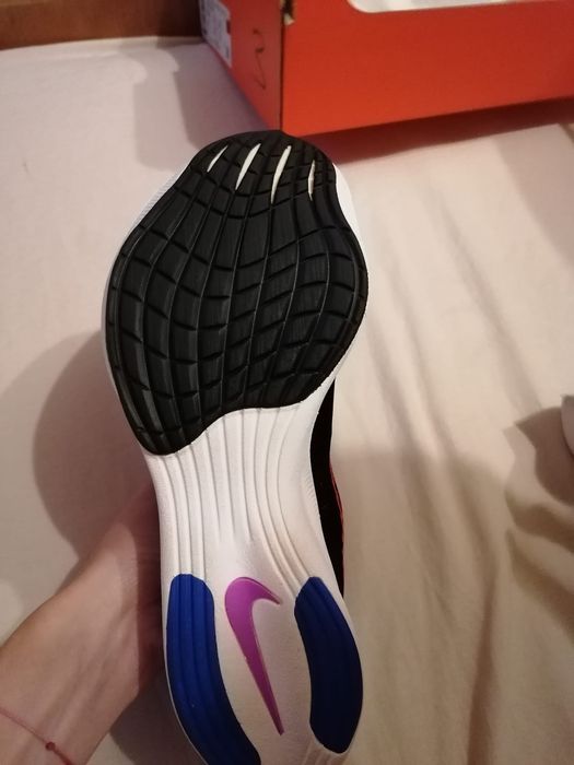 Vând adidasi vaporfly next% 2