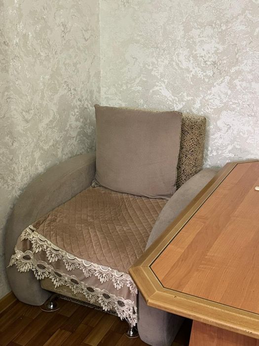 Диван и два кресла