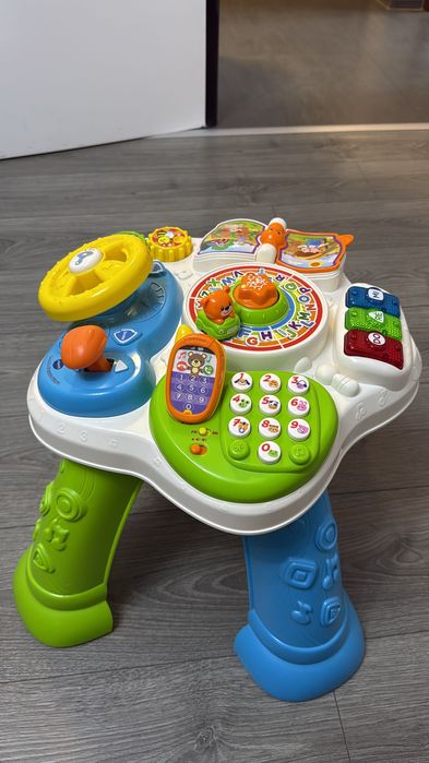 Активна масичка за игра на VTech