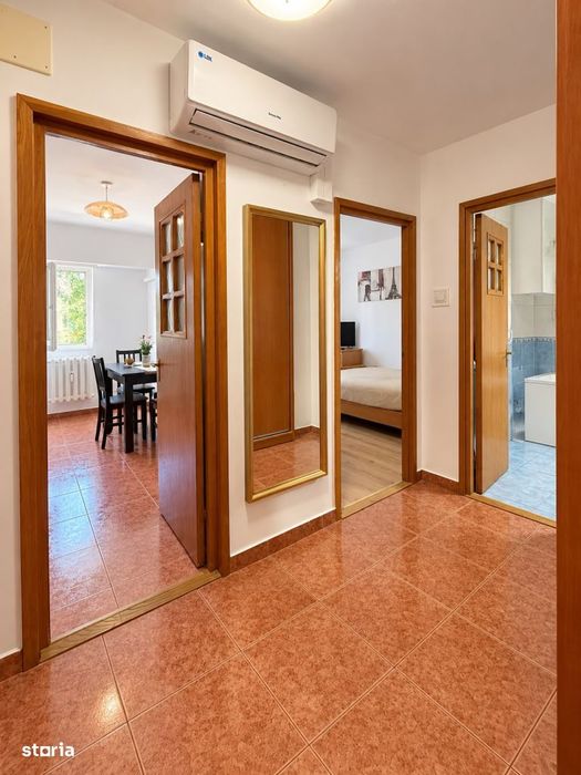 Victoria-Bd Tomis | Apart decomandat, renovat, mobilat si parcare