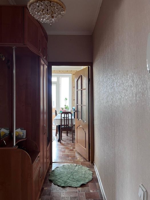 Продам 2 х ком кв 11 мкр 29 дом