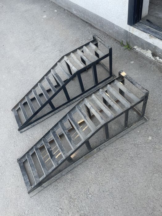 Эстокада для автомобиля