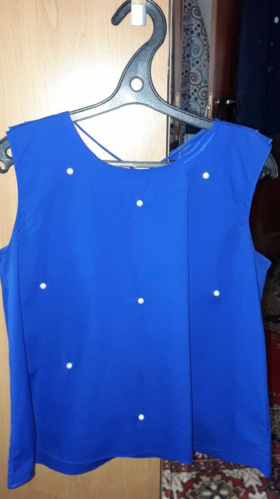 Нарядная блузка Zara c бусинами