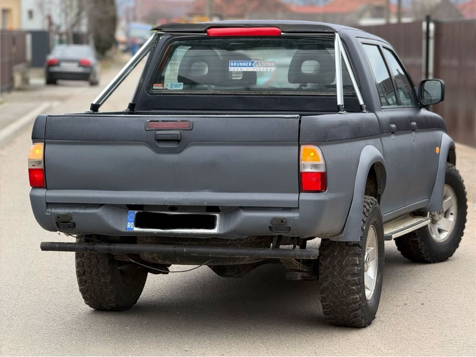 Mitsubishi  L200  - 2.5 Ddi - 4x4