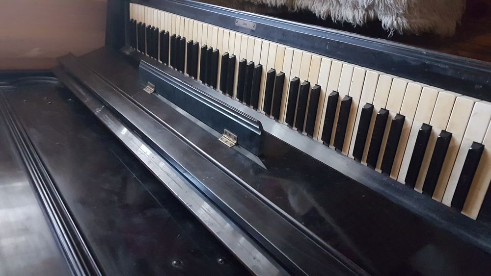 Пиано-марка "Бреслоу"