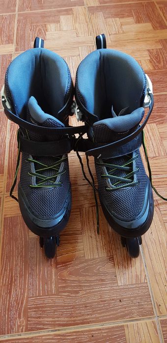 Role de baieti de vanzare