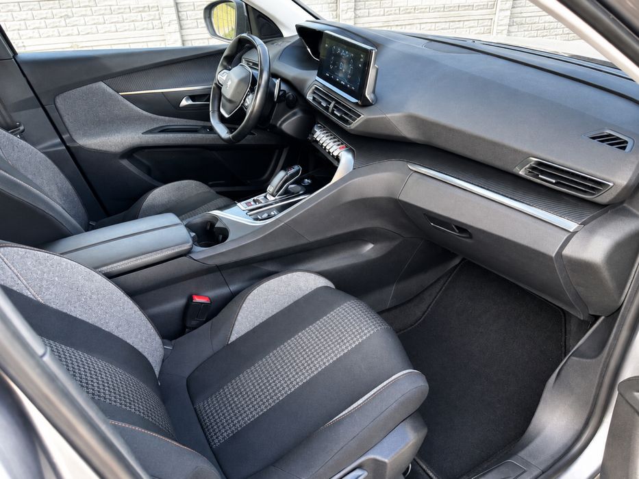 Peugeot 3008 2021