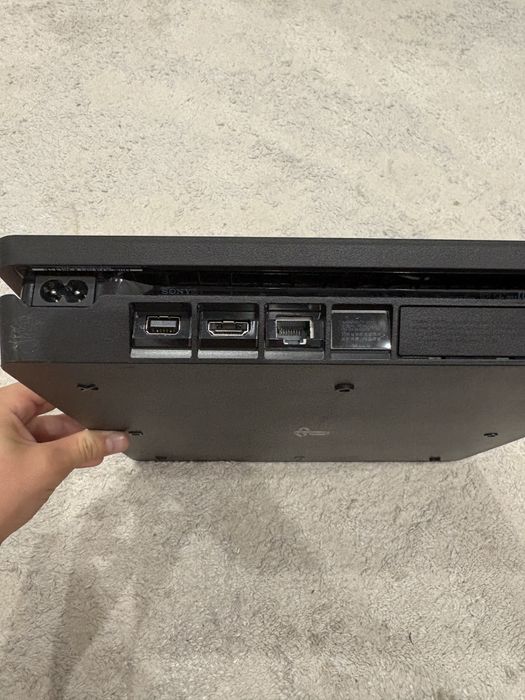 Sony Playstation 4 slim б/у