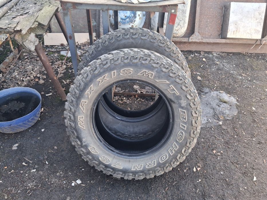 Продам шины грязевые