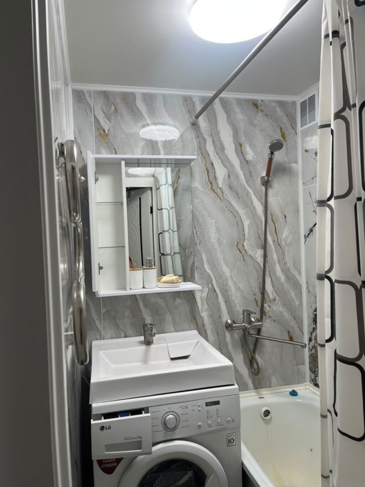 Продам 3-х ком квартиру. 4мкр,39дом.